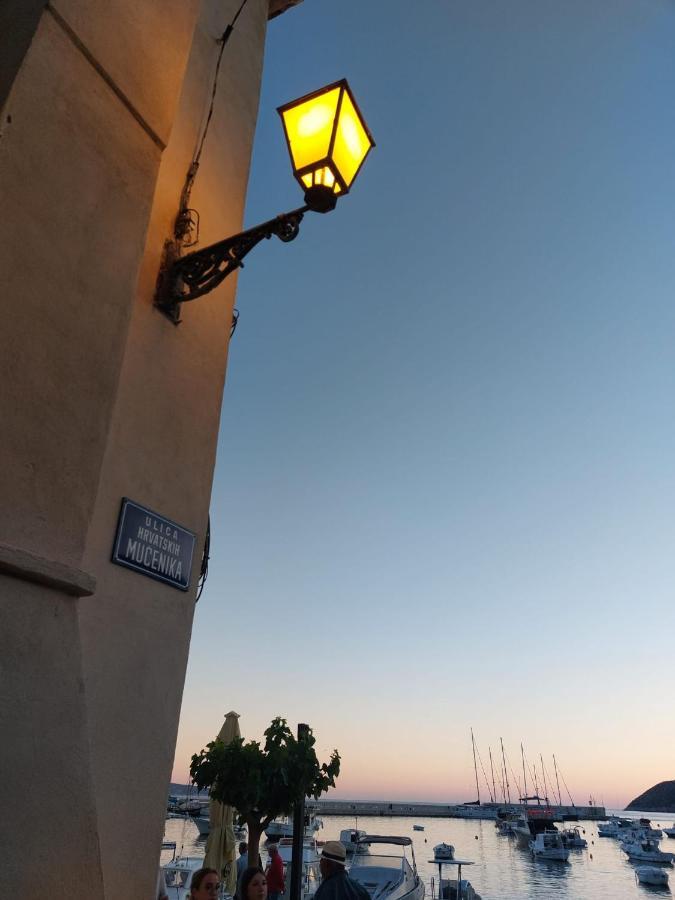 Apartament Sea Pearl Komiža Zewnętrze zdjęcie